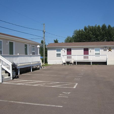 Gaudet Motel シェディアック エクステリア 写真